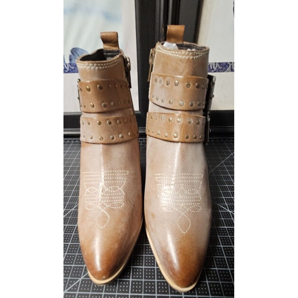 ROAN by BED STUD ville tan‎ white ankle boots US size 6M stud buckles zipper - Picture 3 of 16